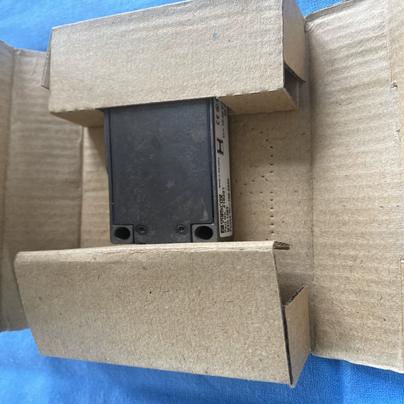 PEPPERL+FUCHS M40/MV40-1383 Photoelectric Sensor - Image 2