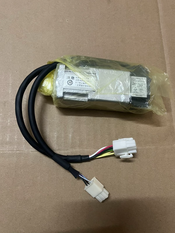 Panasonic MSMD5AZP1T Servo Motor 50W MINAS A5 Series Drive - Image 3