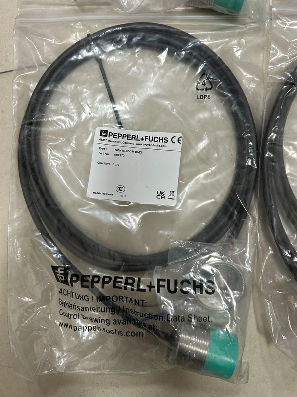 PEPPERL+FUCHS NCN15-30GM40-Z1 Inductive Proximity Sensor 15mm