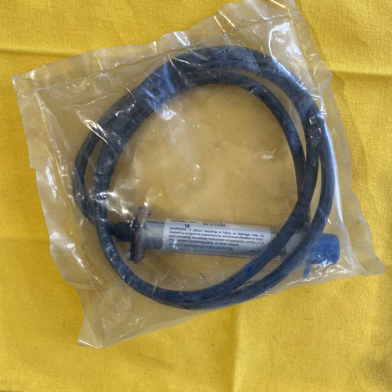 OMEGA P603 Pressure Sensor for Industrial Monitoring