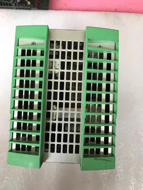 Phoenix Contact RFC 430 ETH-IB Fieldbus Controller - Image 2