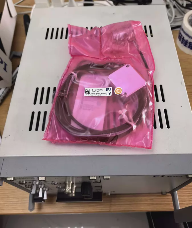 PI S-331.2SL Piezoelectric Fast Steering Mirror