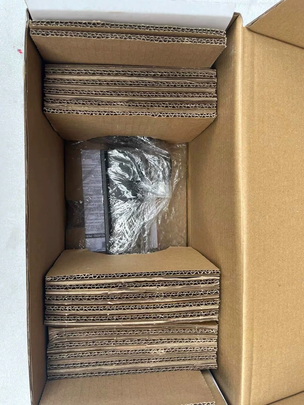 Schneider SH30701P01A2000 Servo Motor for Automation