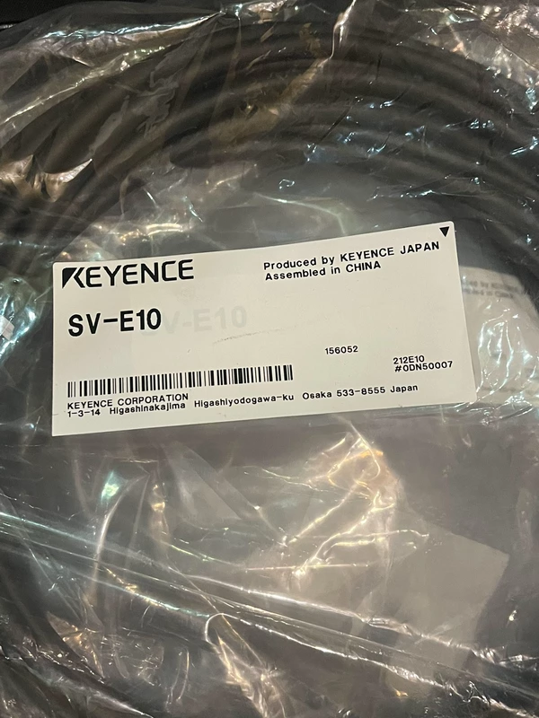 KEYENCE SV-E10 Safety Sensor for Industrial Automation