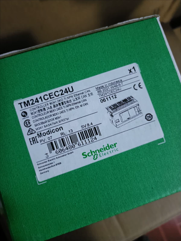 Schneider TM241CEC24U PLC Controller for Automation
