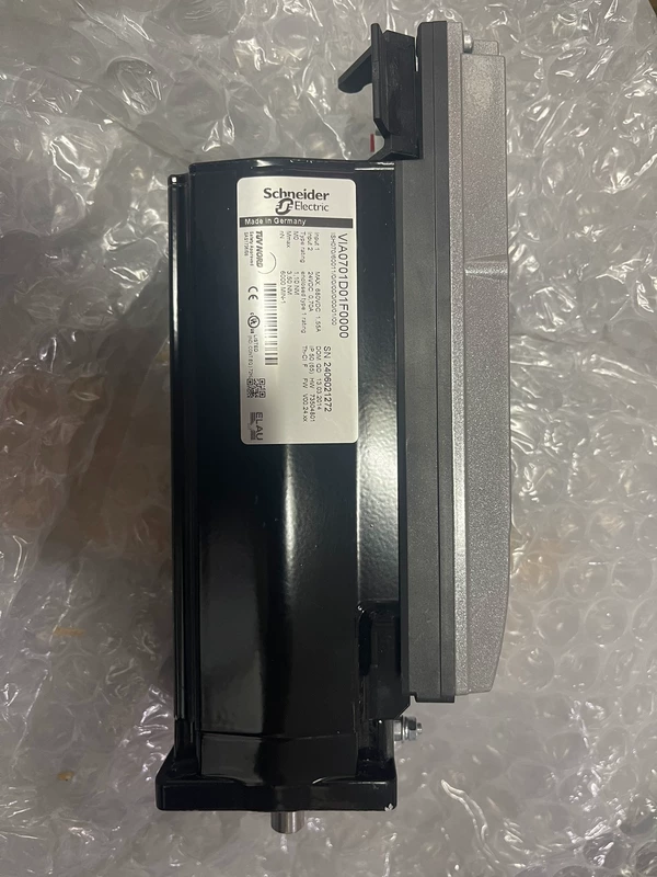 Schneider VIA0701D01F0000 Servo Motor for Precision Control - Image 2