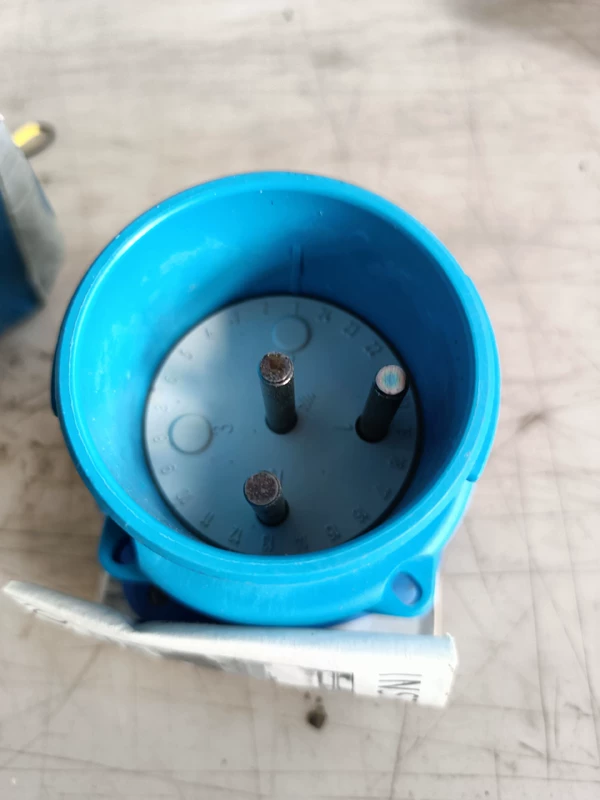 Industrial Connector Plug Marechal DS1 3118015 16A - Image 2