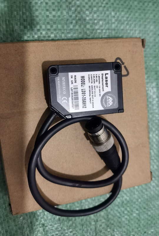 MYHTECO LDS1-35AM12 Laser Sensor for Precise Detection
