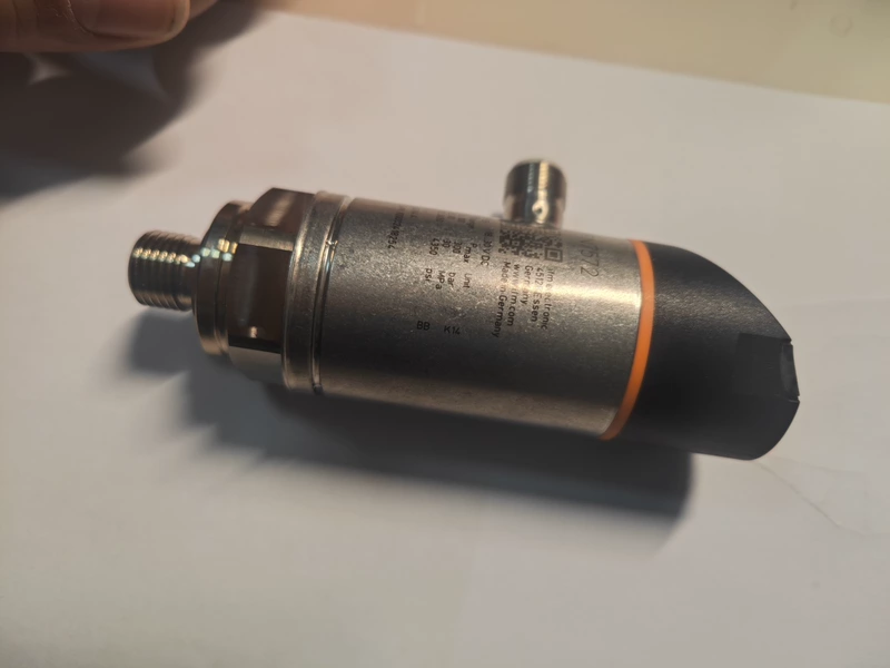 Industrial Pressure Sensor IFM PN7572 with IO-Link - Image 3