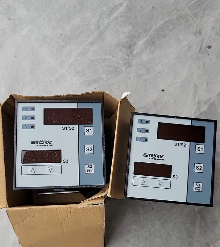 STORK ST96-33.05 Temperature Controller for Process Control