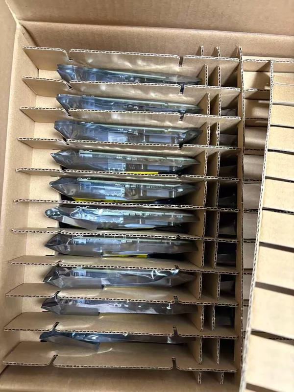 BROADCOM BCM957414N4140C Network Card 100GbE PCIe Adapter - Image 3