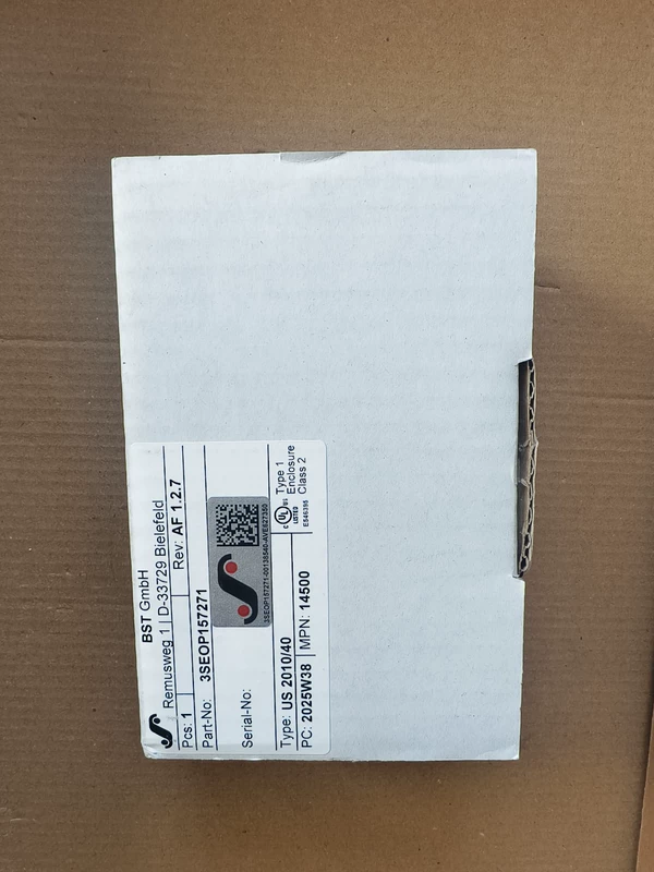 Ultrasonic Web Guide Sensor BST US2010/40 for Converting