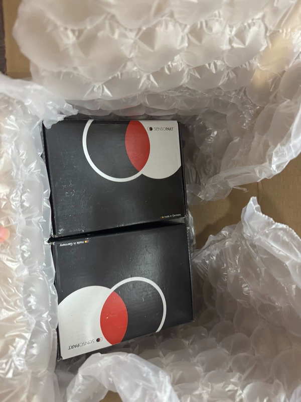 Sensopart V10-CR-A3-R-M-M2-L-00 2D Code Reader Camera