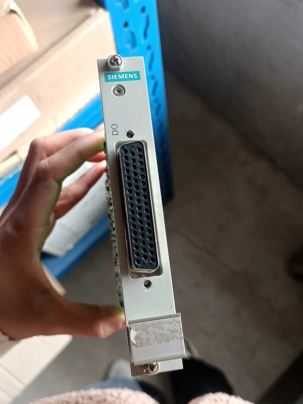 SIEMENS 6AR1302-0AD00-0AA0 Control Module for Automation - Image 2