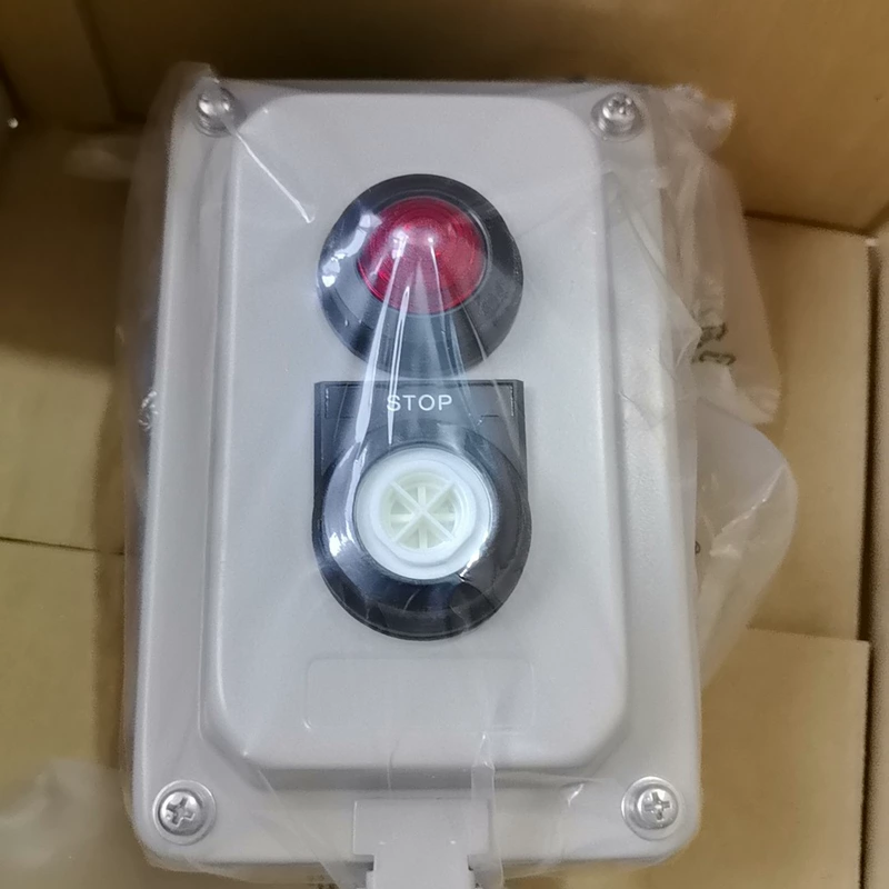 Hazardous Area Control Box IDEC EC2B-2110-GL for Plants - Image 3