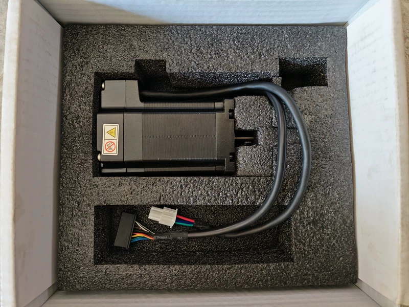 CNC Automation with MOONS AM23SS3DGB-N Servo Motor - Image 2