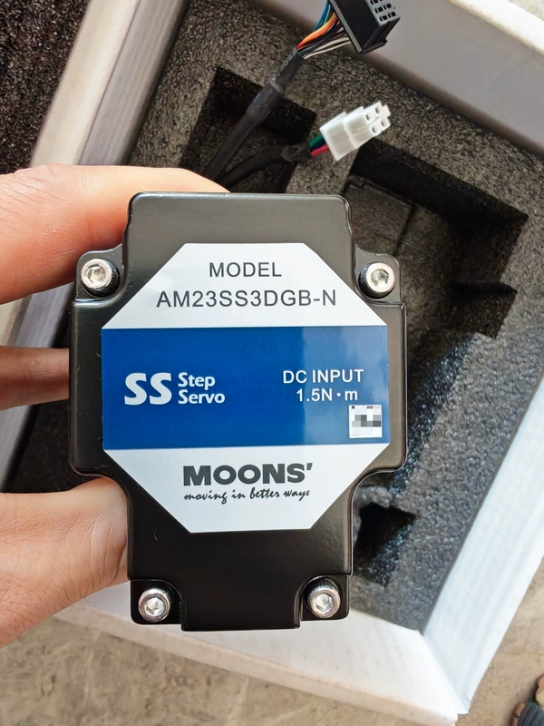 CNC Automation with MOONS AM23SS3DGB-N Servo Motor - Image 3