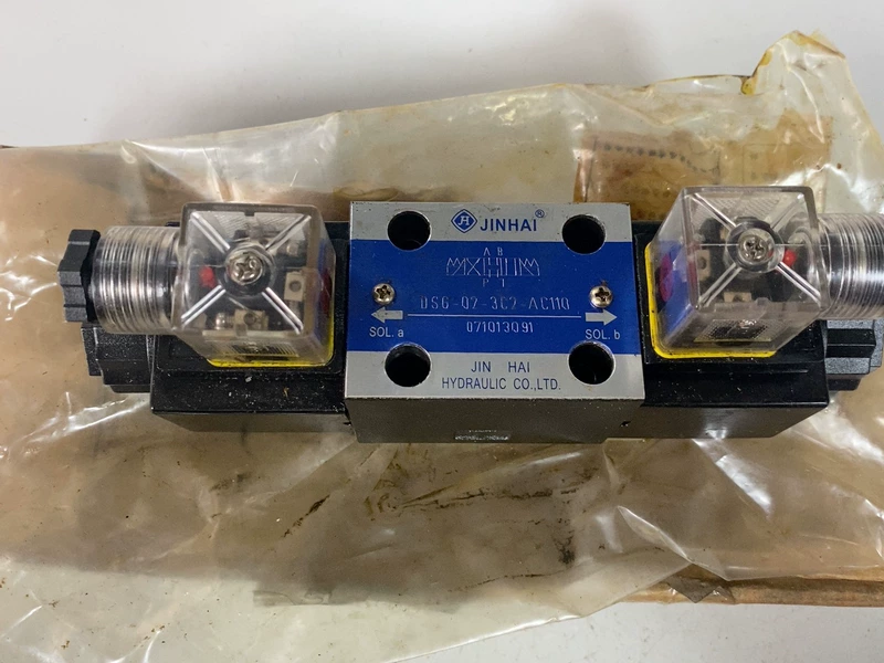 JINHAI DSG-02-3C2-AC110 071013091 for Hydraulic Press Control