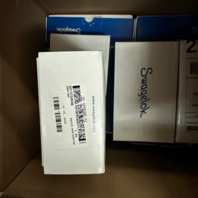 swagelok SS-6PNBGM8-F8 Plug Valve, 316 Stainless Steel