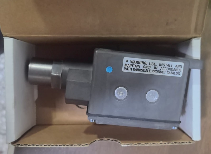 Adjustable Pressure Switch Barksdale 9675-4 Pneumatic - Image 3