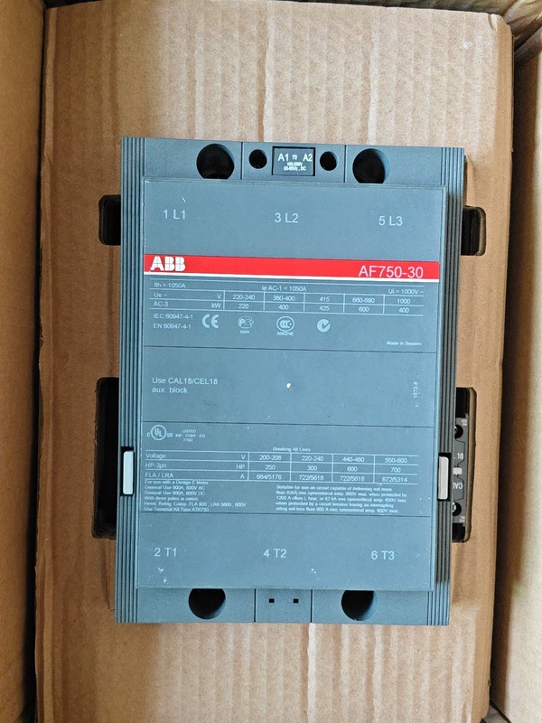 3-Pole Industrial Contactor ABB AF750-30-11 1SFL617001R7011 - Image 2