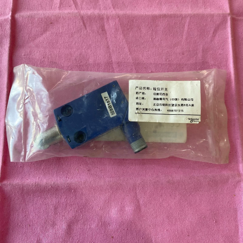Industrial Position Sensing with Schneider ZCMD2102M12 - Image 2