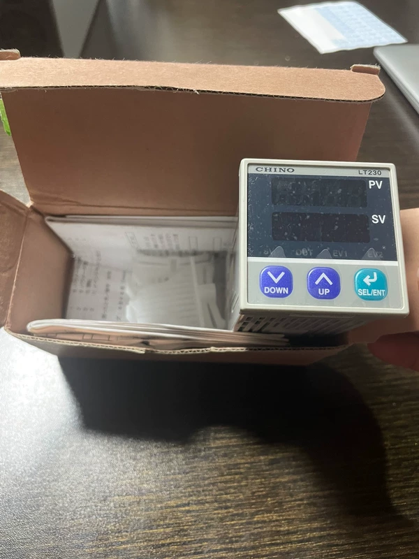 CHINO LT23050000-10A Digital Temperature Controller for Industry - Image 3