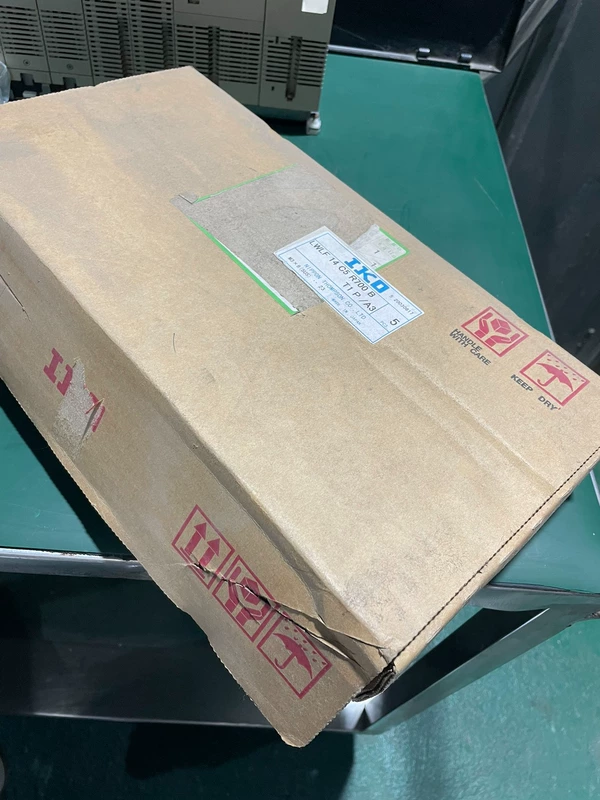 IKO LWLF14C5R700B Linear Guide Block - Image 3