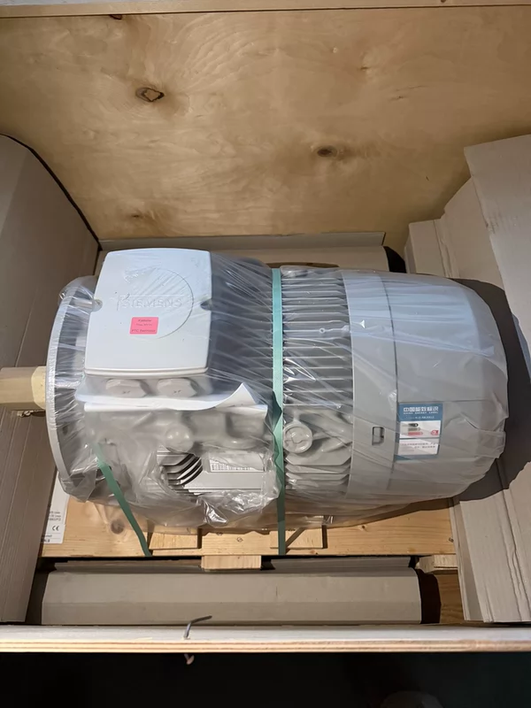SIEMENS/Siemens 1LE1001-1EC43-4FB4-Z Three-Phase Induction Motor 7.5kW - Image 2