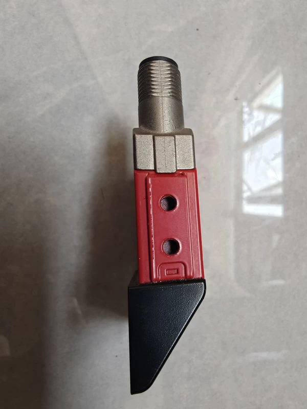 Leuze BPS 8 SM 100-01 50104784 Barcode Positioning Sensor - Image 3