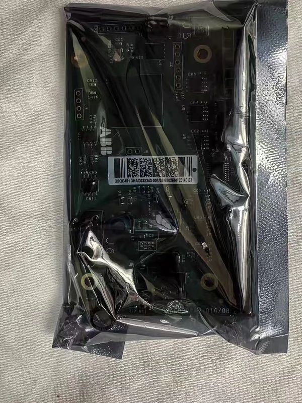 ABB DSQC401 3HAC032243-001/09 Robot Safety Module IRC5